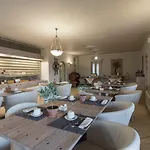 Porto Naxos Hotel