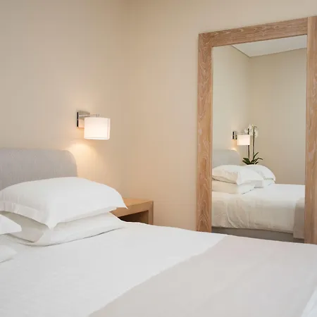 Porto Naxos 4*