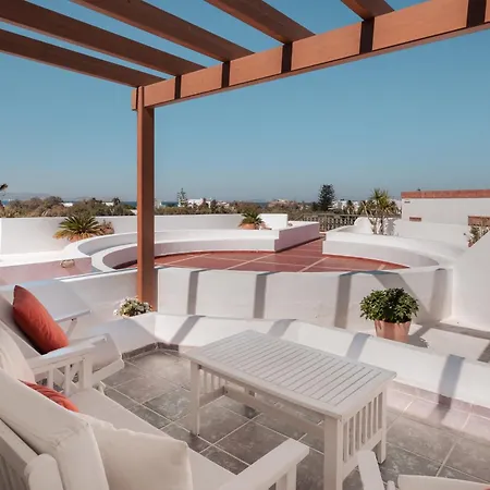 Hotel Porto Naxos 4*