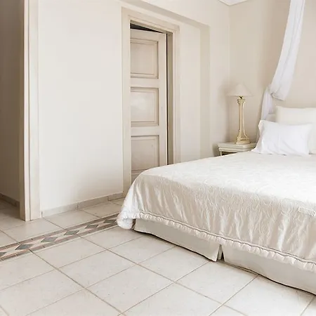 Hotel Porto Naxos 4*